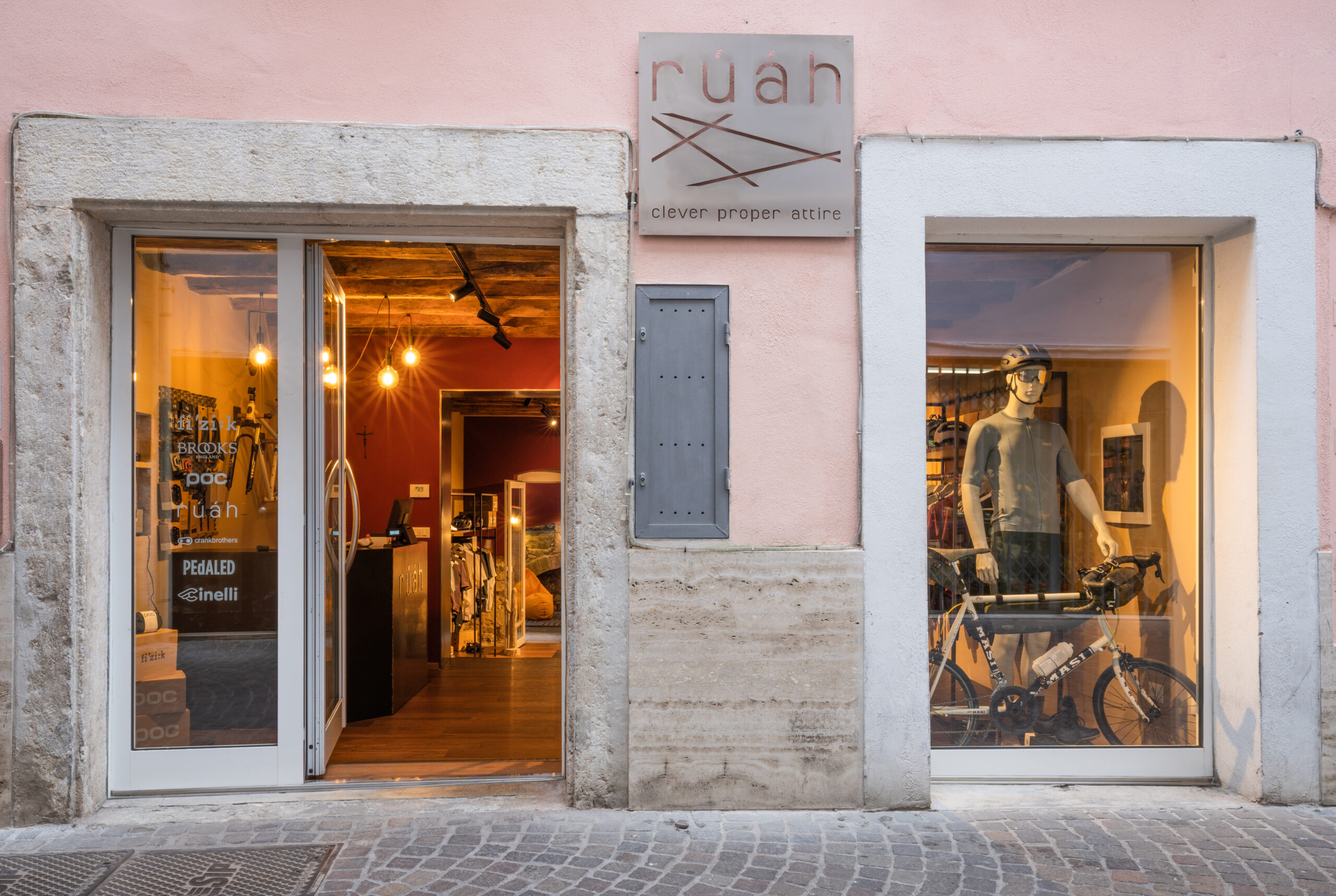 ruah cycling – clever proper attire